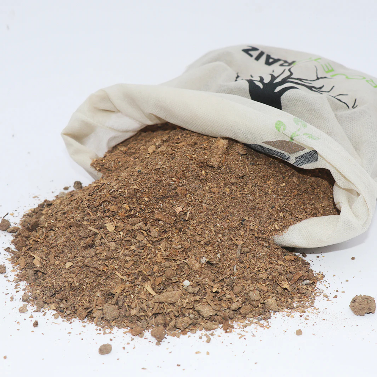 Esterco de Galinha Orgânico 2,1kg Adubo Natural para Hortas e Jardins